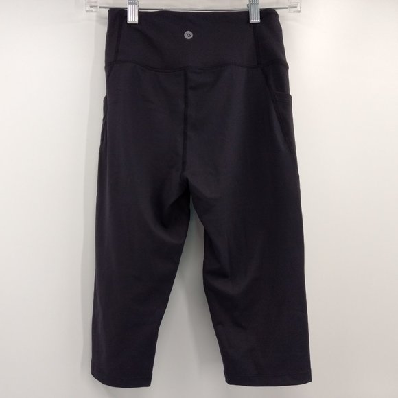 BALEAF Cropped Leggings Women's XS Black Pockets Workout NWOT - Picture 2 of 14